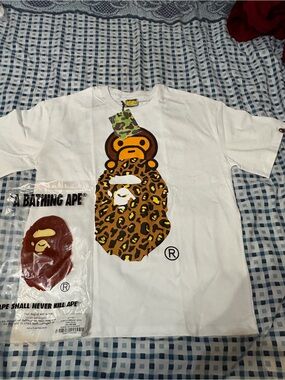 A Bathing Ape White Short-Sleeve Graphic Tee with Leopard Ape Motif